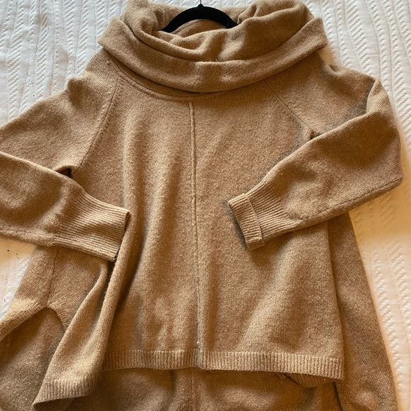 For Thee sweater - Picture 2 of 7